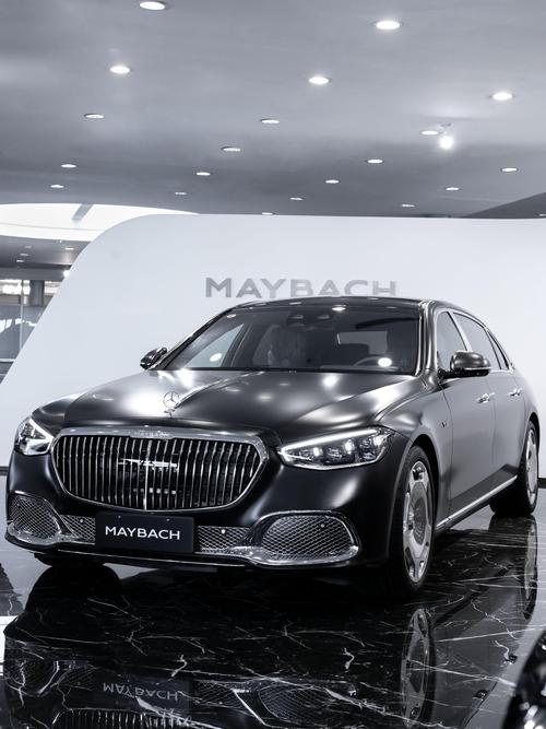 东莞64岚图汽车的售后服务让用户无忧出行，迈巴赫未来的豪华车趋势